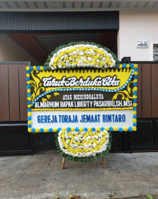 Papan Bunga Duka di Serdang